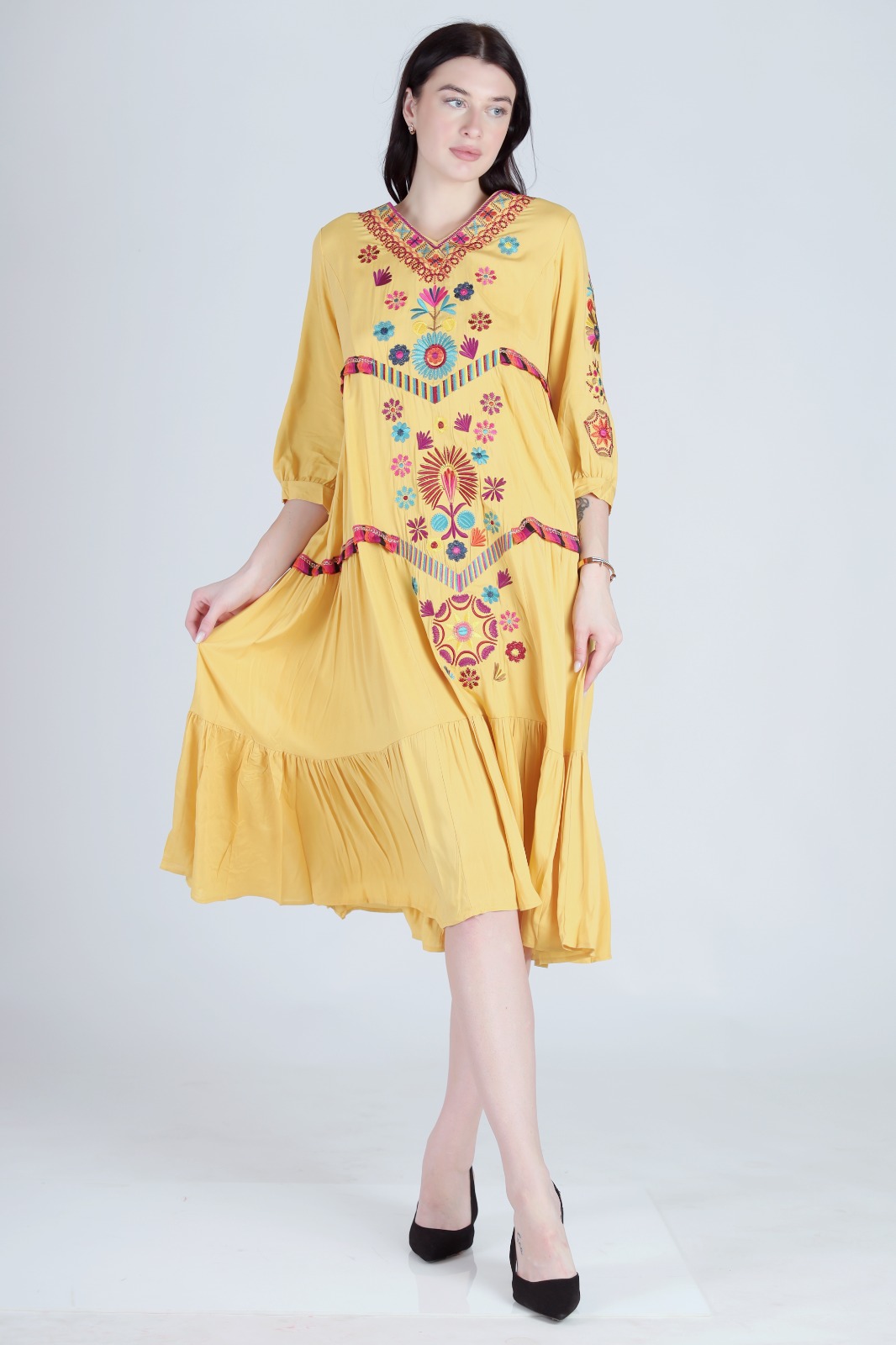Kaya Embroidered Beachy Dress - Image 7