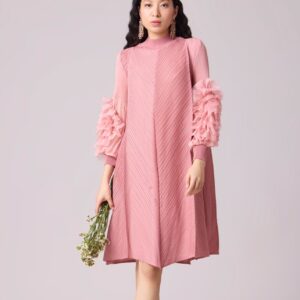 Rose Round Neck Pleated dress